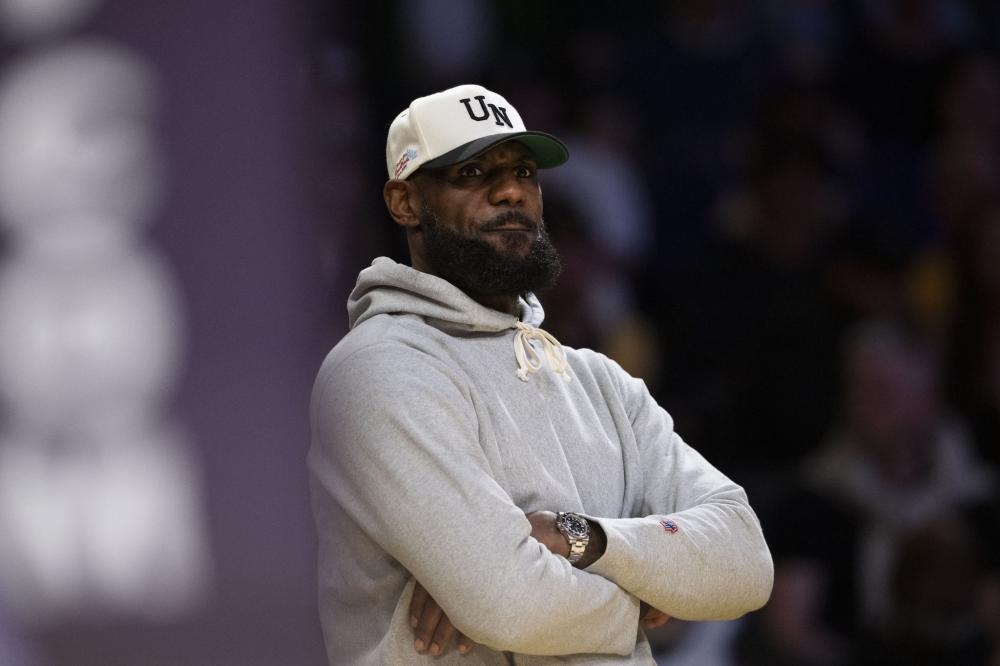 或许只是他 或许只是他