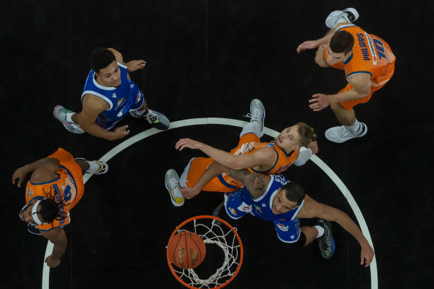 高位策应反 高位策应反